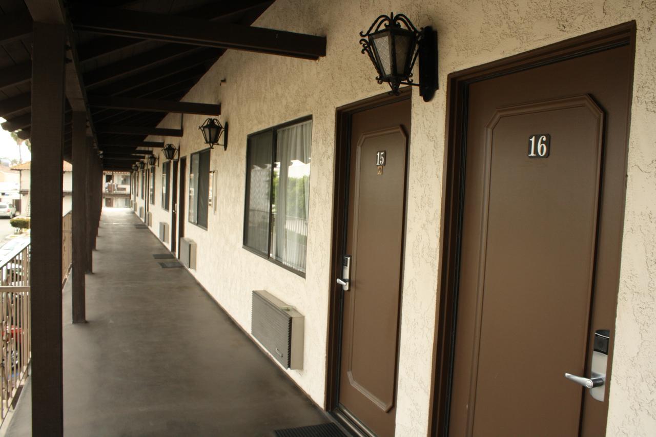 Cozy Inn Costa Mesa Eksteriør billede